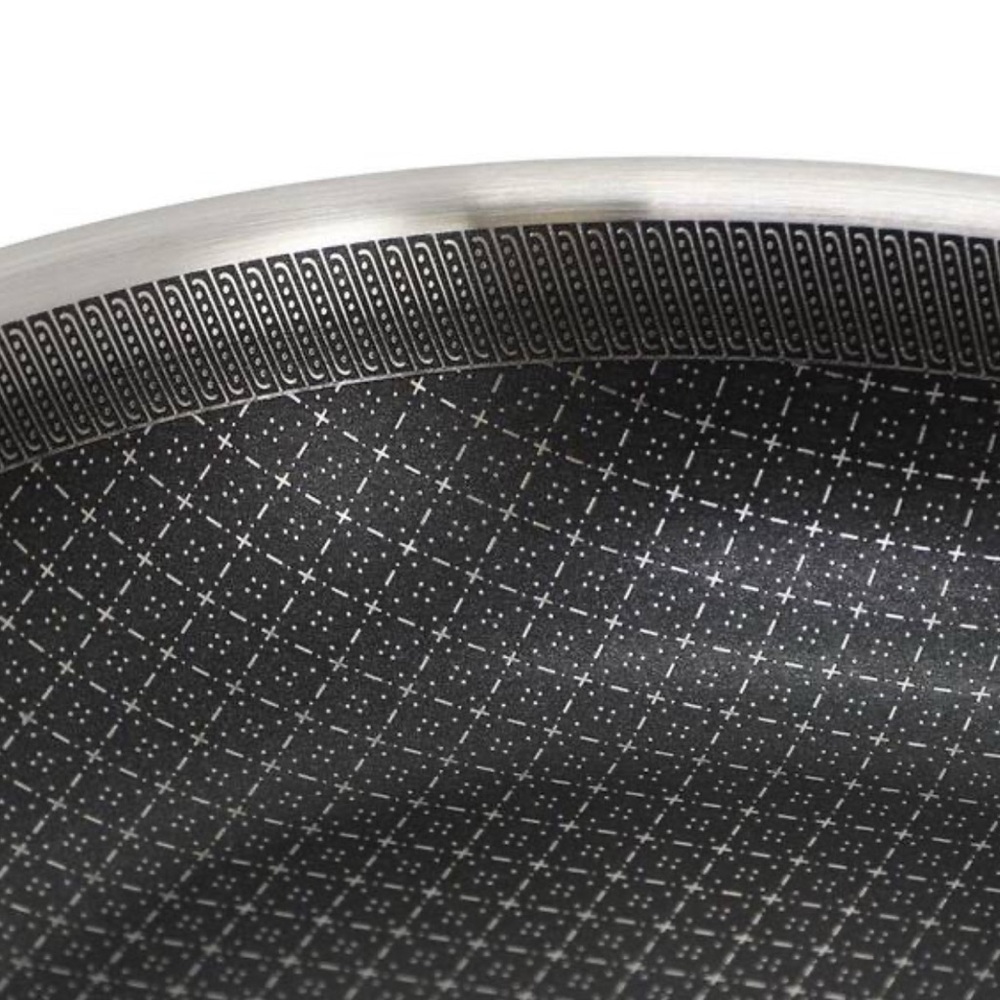 Caraclad Hex Cooking Technology 11” Hybrid Frying Pan - Picture 5 of 12